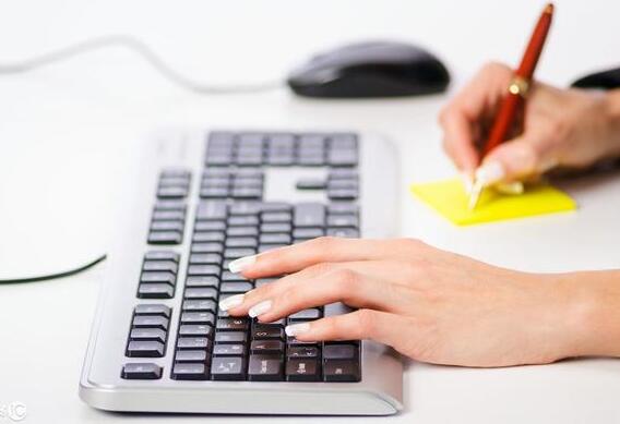 標(biāo)題相斥或堆砌